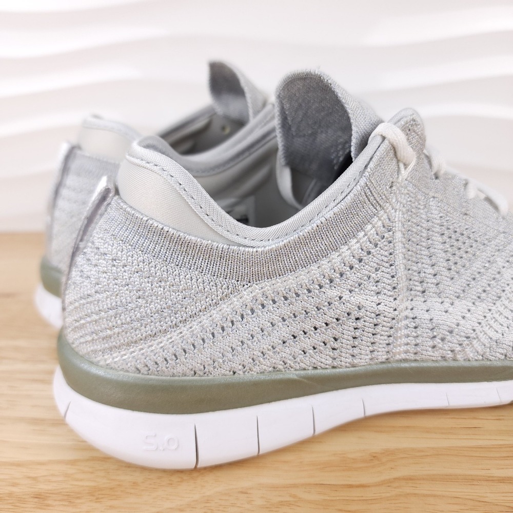 Nike Women's Silver Knit Athletic Shoes. Excellent condition. - Picture 8 of 14